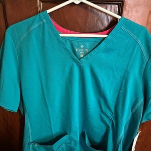 Med Couture Teal V Scrub Top size XL NWT